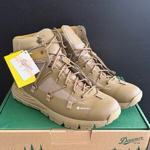 Danner Men's Brown Gore-Tex Boots, Japanese only model